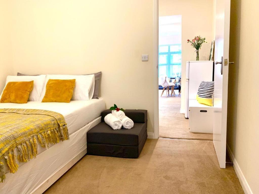 Eastbourne Beach Pier Apartment Екстер'єр фото